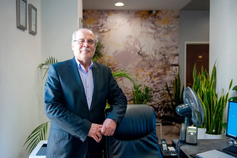 مخالفت صریح حکیم‌جوادی با قطع اینترنت؛ سازمان به دنبال پشتیبانی از کسب‌وکارهاست