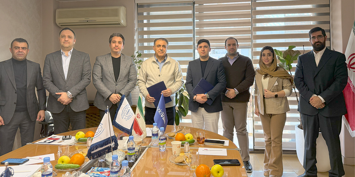 ازکی‌وام و اتحادیه نساجی و پوشاک ایران تفاهم‌نامه همکاری امضا کردند