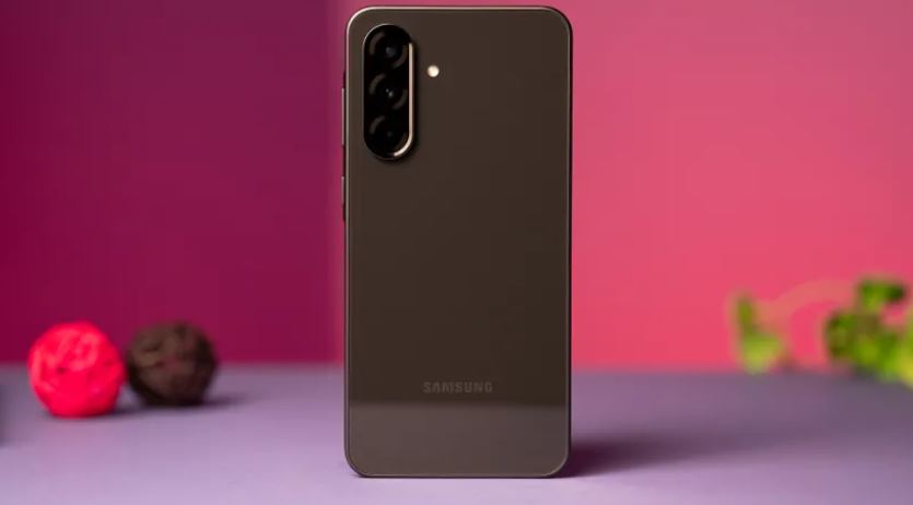 سامسونگ صدرنشین بازار موبایل اروپا شد؛ اپل در رتبه دوم