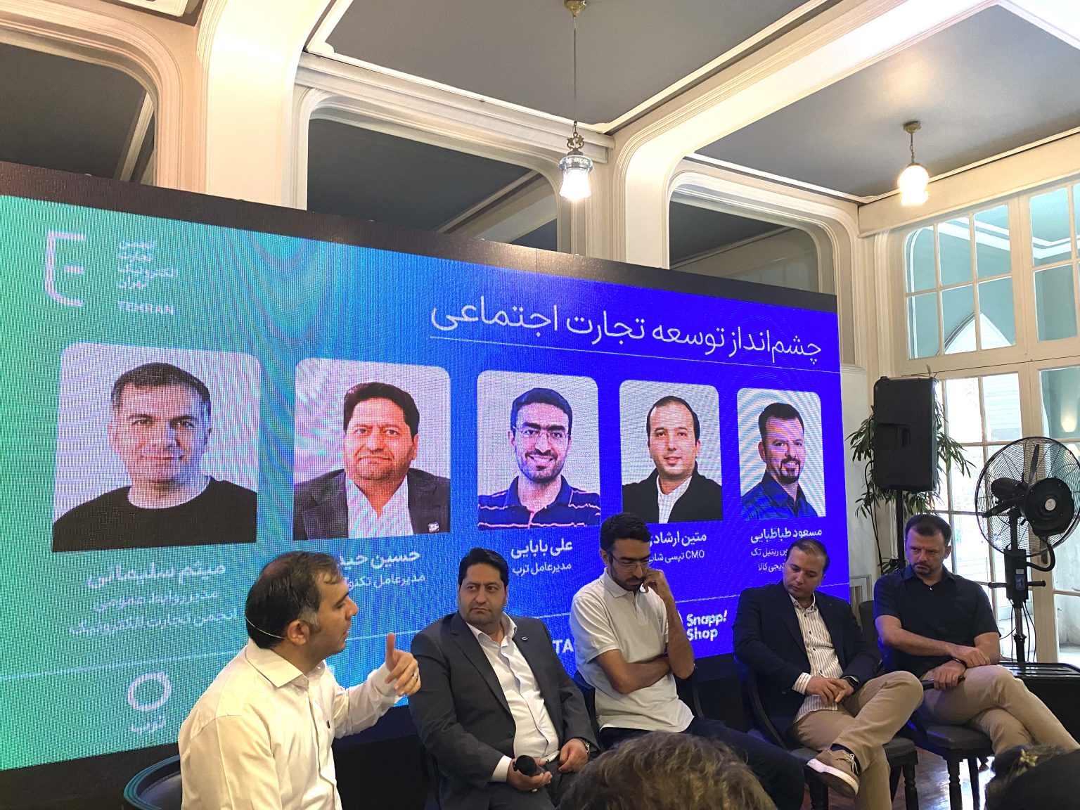 مدیرعامل دیجی‌کالا: محدودیت واردات، بازار اینستاگرامی و کالای قاچاق را رونق داده است